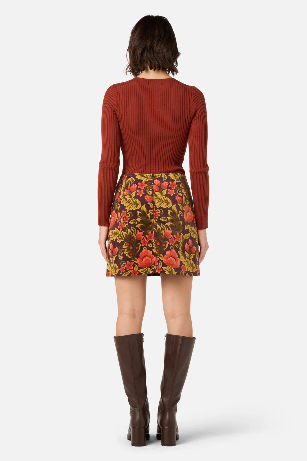 Azura Velvet Mini Skirt - Image 10