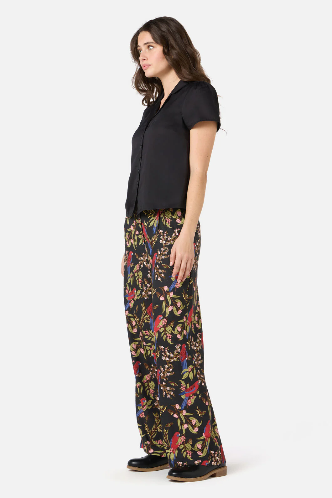 Lara Short Sleeve Blouse - Image 3