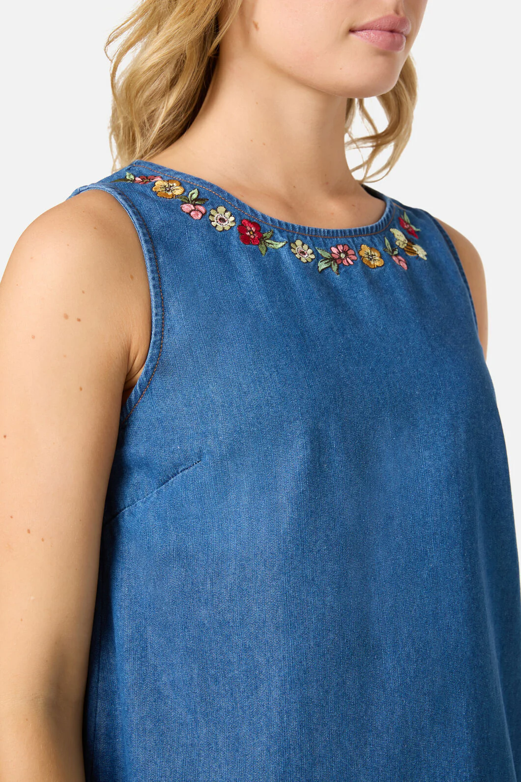 Libby Bee Denim Shift Dress - Image 6