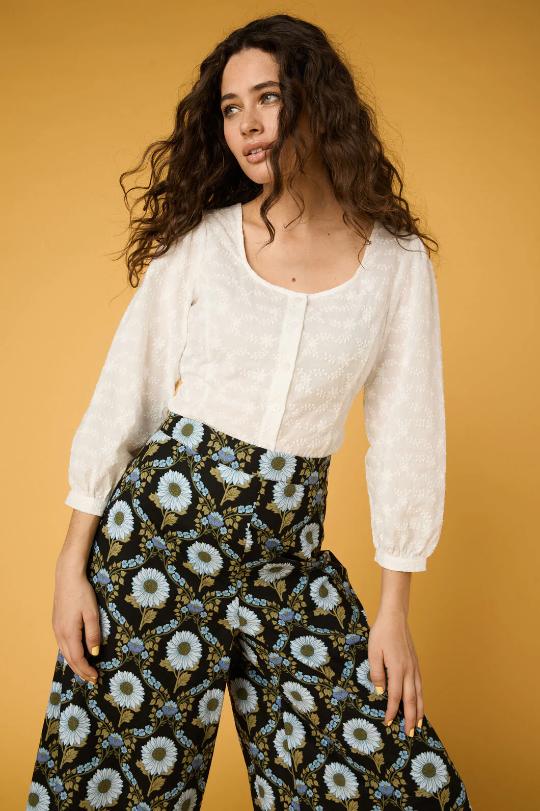 Lily Broidery Top - Image 2