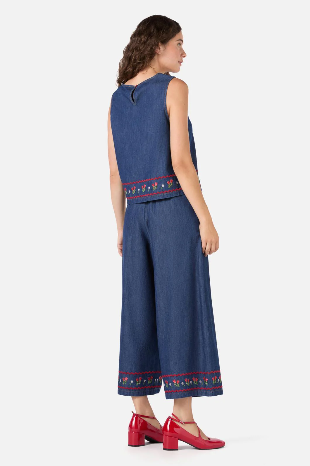 Meadow Embroidered Top - Image 5