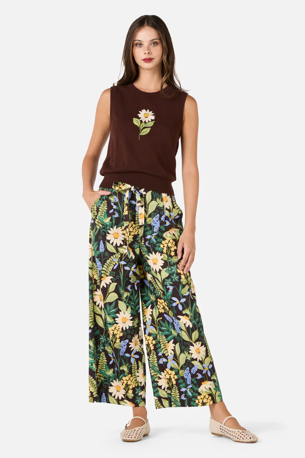 Daisy Embroidered Knit Vest - Image 2